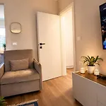 Umbrella House Appartement