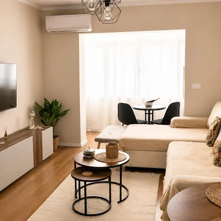 Appartamento Umbrella House Tirana