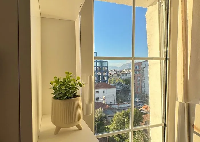 Apartment Umbrella House